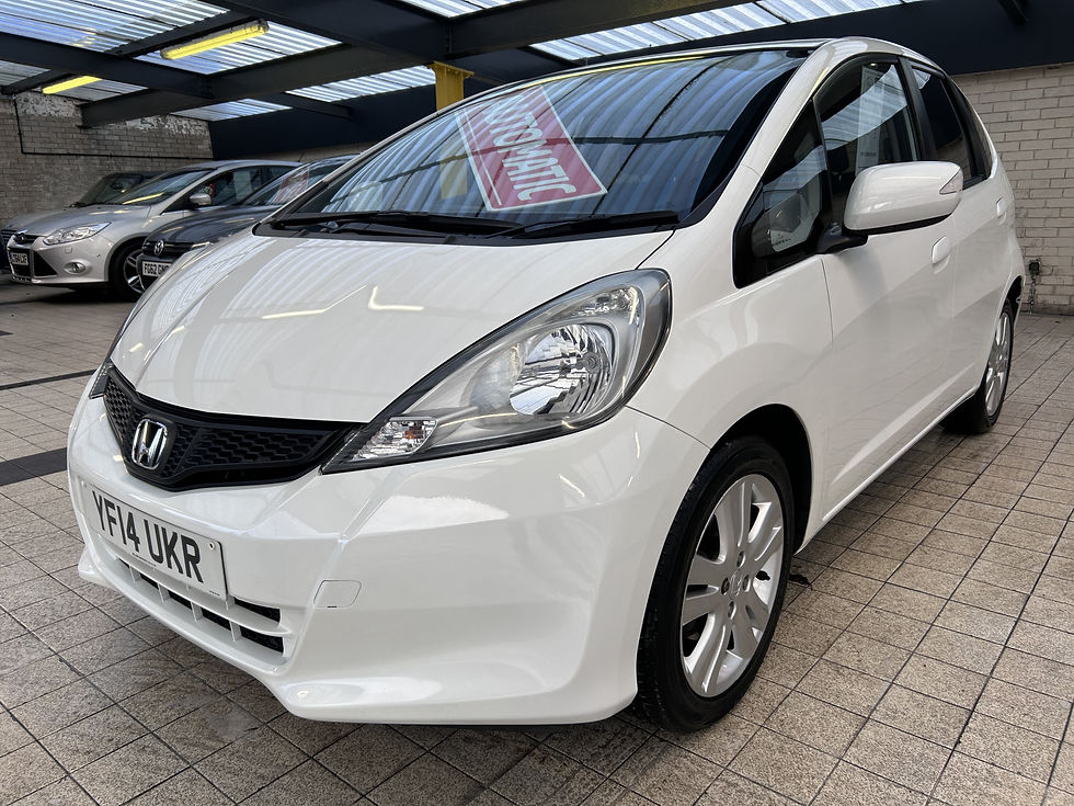 Thumbnail: Honda Jazz 1.4 i-VTEC ES Plus Hatchback 5dr Petrol CVT Euro 5 (99 ps)