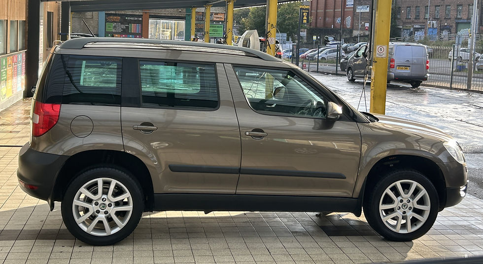 Thumbnail: Skoda Yeti 2.0 TDI Elegance Euro 5 5dr