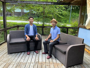 【ワイワイ塾卒業生②】大阪から高知へ移住し、新たな業界に挑戦！地方で働く魅力とは？高知県の企業で新規事業を立ち上げ、「薪」の販売に携わる松岡さんにインタビュー！