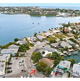 Maderia Beach Private Waterfront Bungalow - Vacation Rental