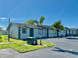 Sunshine Apartments Naples Florida.jpg