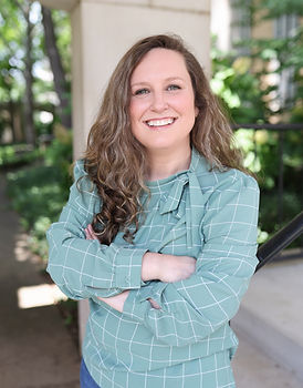 Cara Lindell LPC-MHSP therapist in Belle Meade TN specializing in grief, anxiety, and couples counseling
