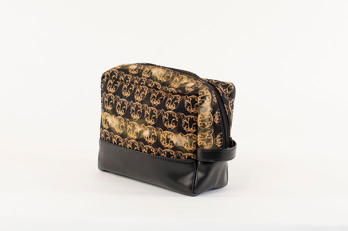 Leopard travel kit by Safariki – toiletry bag with bold leopard illustration