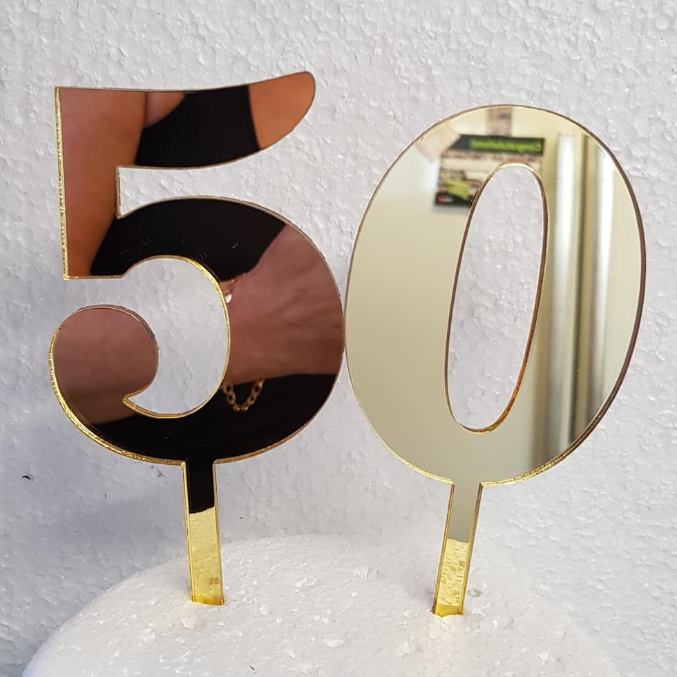 acrylic numbers to go on the top of cake