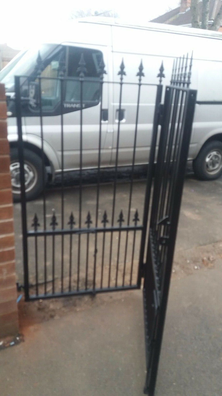 Thumbnail: MH33, Bi-folding gate with arrowheads shown open