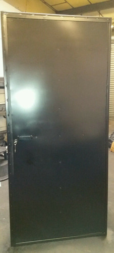 MH19, Plain Sheeted gate with key lock | MH Gates LTD