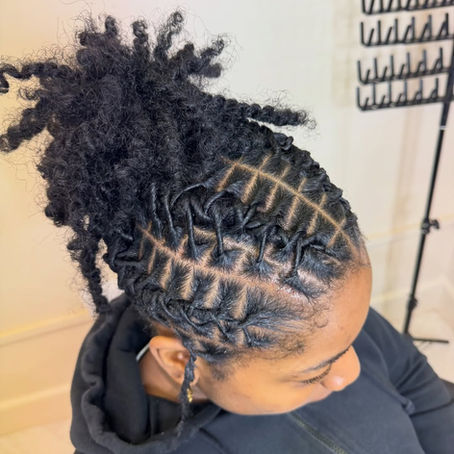 WOLVERHAMPTON - HAIR STYLISTS