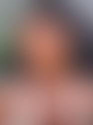 CAPE TOWN, SOUTH AFRICA - MAKE-UP ARTISTS