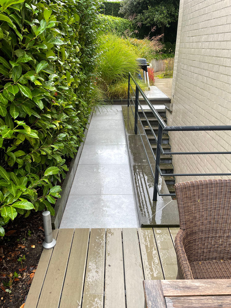 Terrasplanken van composiet aanleggen