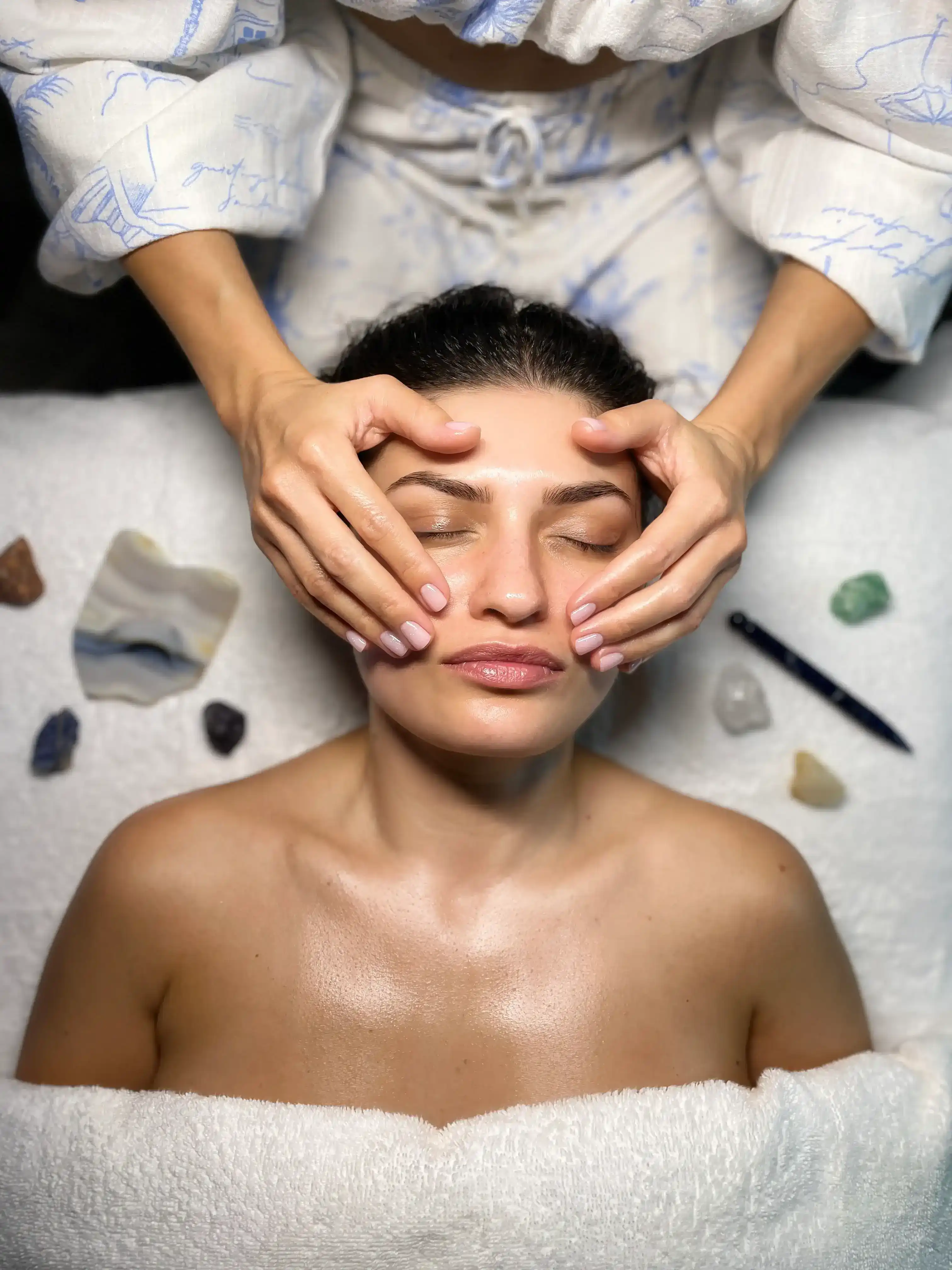 Lift & Sculpt Facial