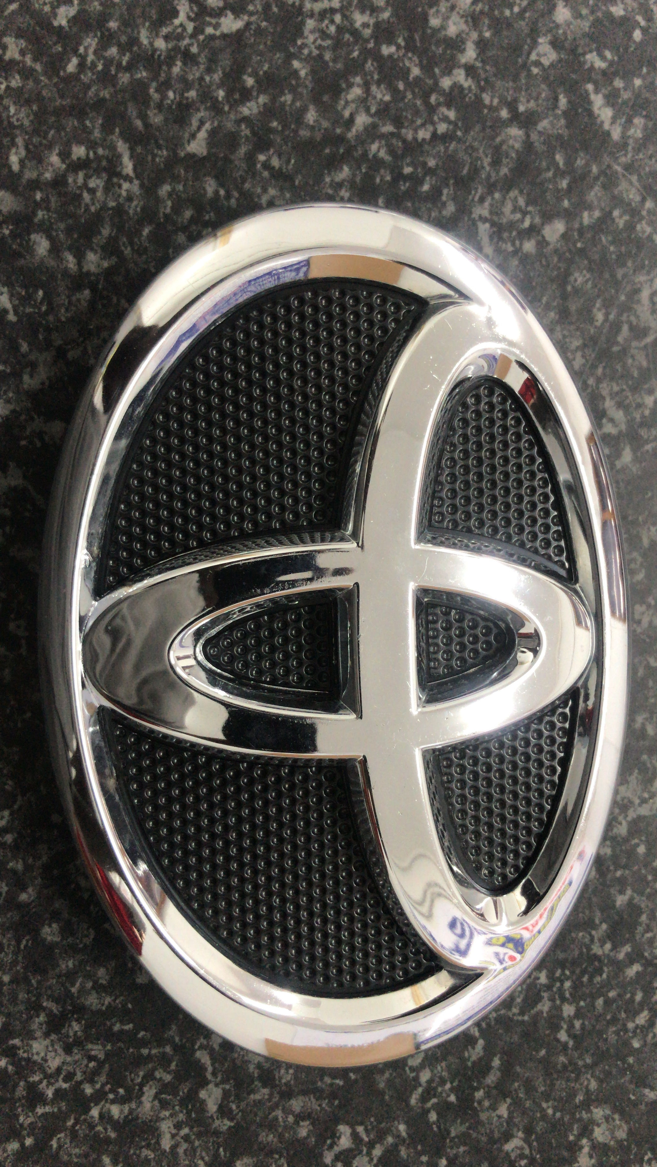 Badges Toyota,VW