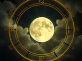 🌕 HORÓSCOPO — LUNA LLENA EN SAGITARIOSol en Géminis · Conjunción Urano · Oposición a la LunaPredicciones signo por signo: Amor · Trabajo · Salud