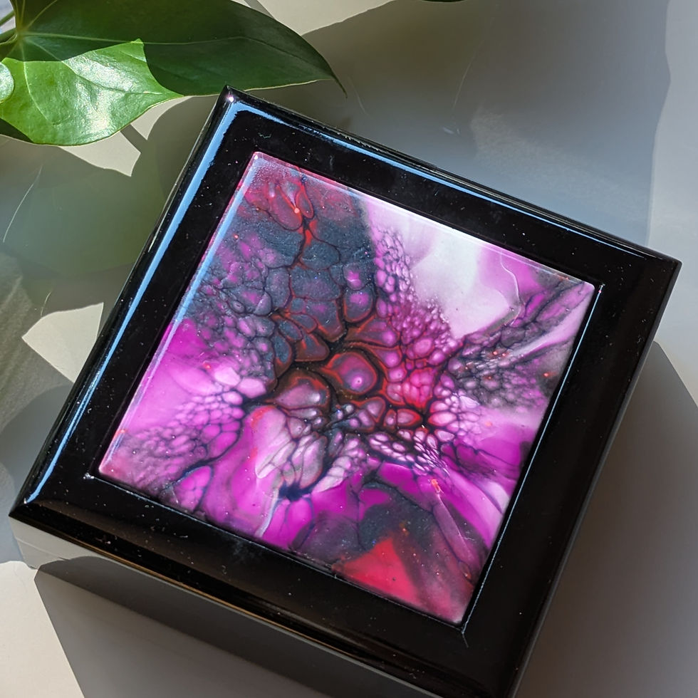 Thumbnail: Small Jewelry Box with Art Tile Lid