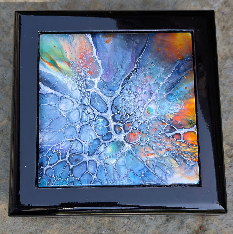 Thumbnail: Small Jewelry Box with Art Tile Lid