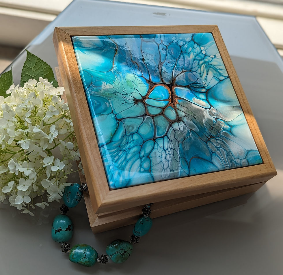 Thumbnail: Large Jewelry Box with Art Tile Lid