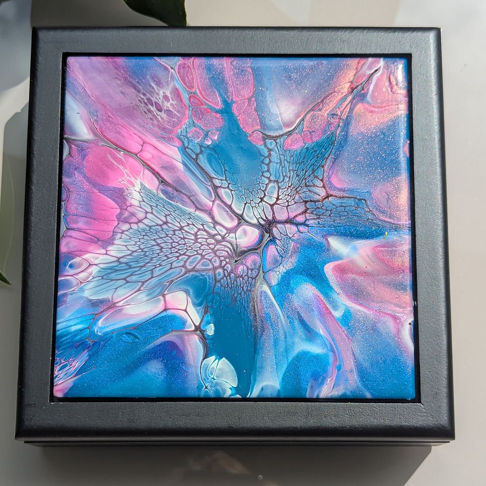 Thumbnail: Large Jewelry Box with Art Tile Lid