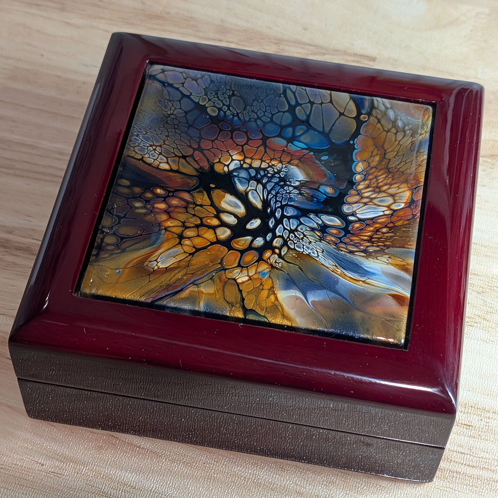 Thumbnail: Small Jewelry Box with Art Tile Lid