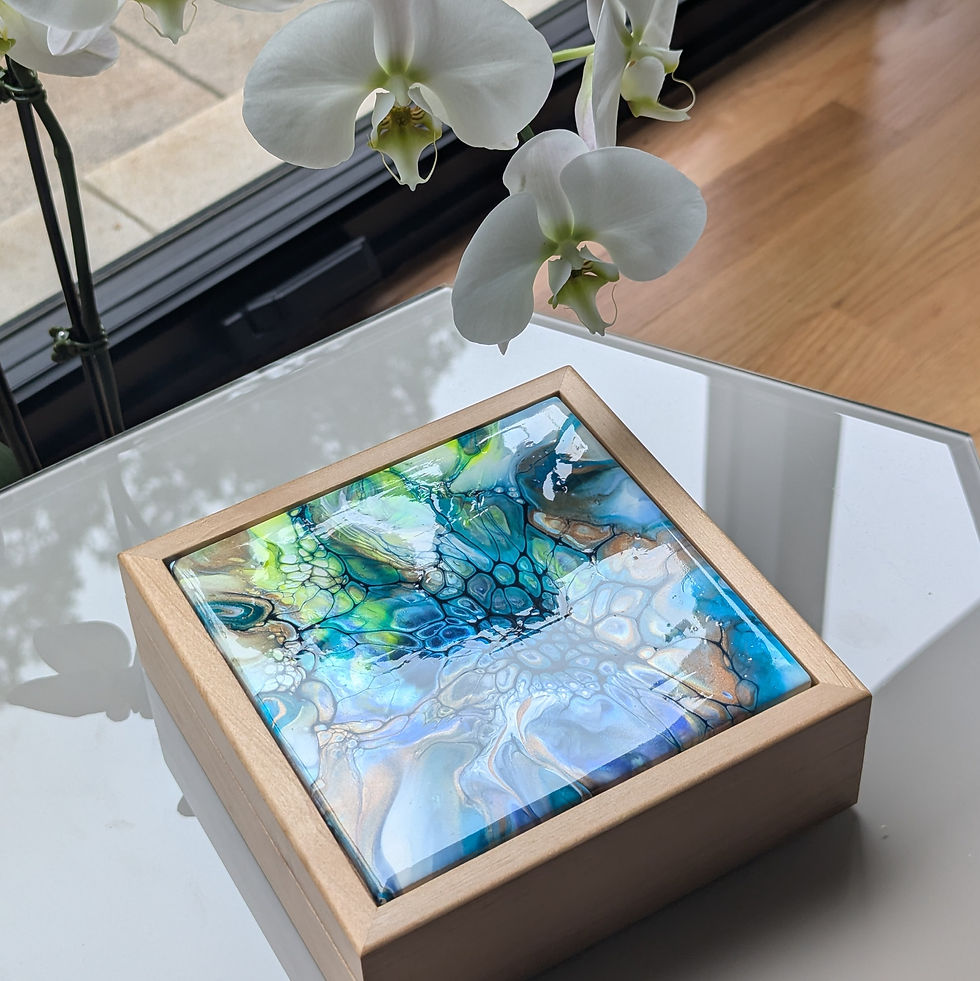 Thumbnail: Large Jewelry Box with Art Tile Lid