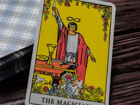 ¿Qué significa el símbolo del infinito o lemniscata en el tarot?