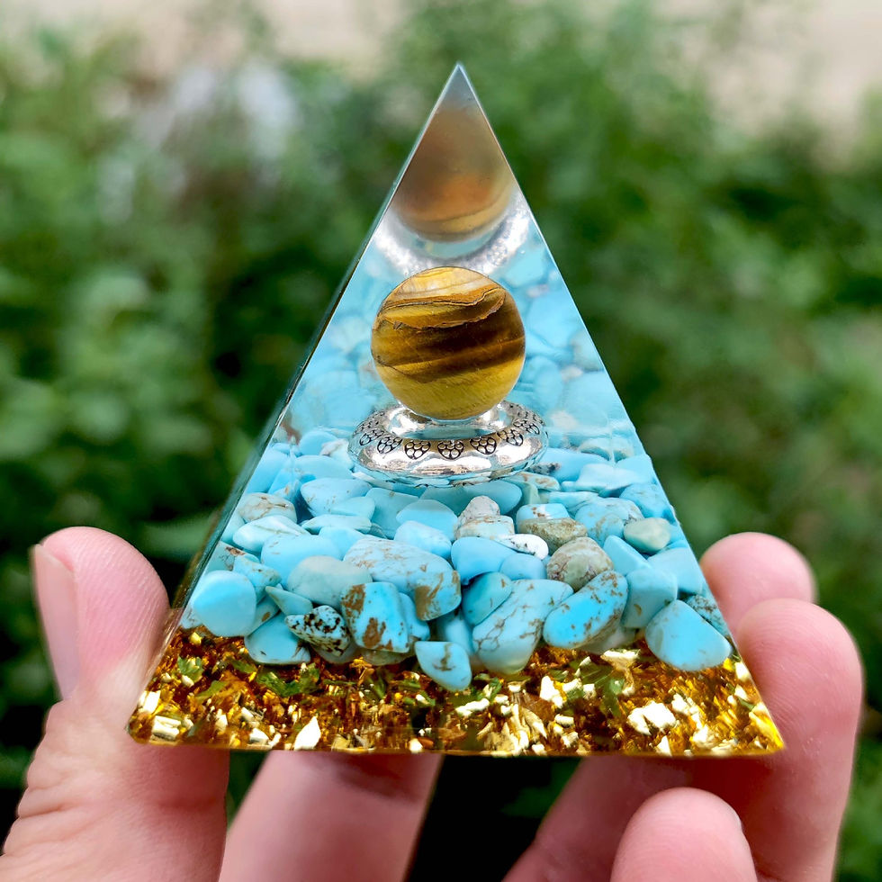 Miniatura: Crystal Ball Gravel Pyramid Resin Decorations