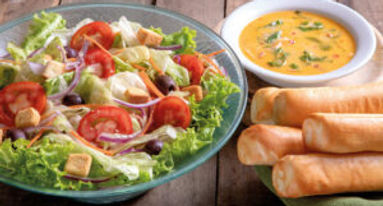 Sopa-salada-e-breadsticks-300x200.jpg