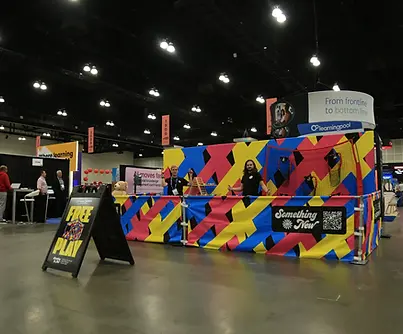 exhibit_booth_under_200kb.webp