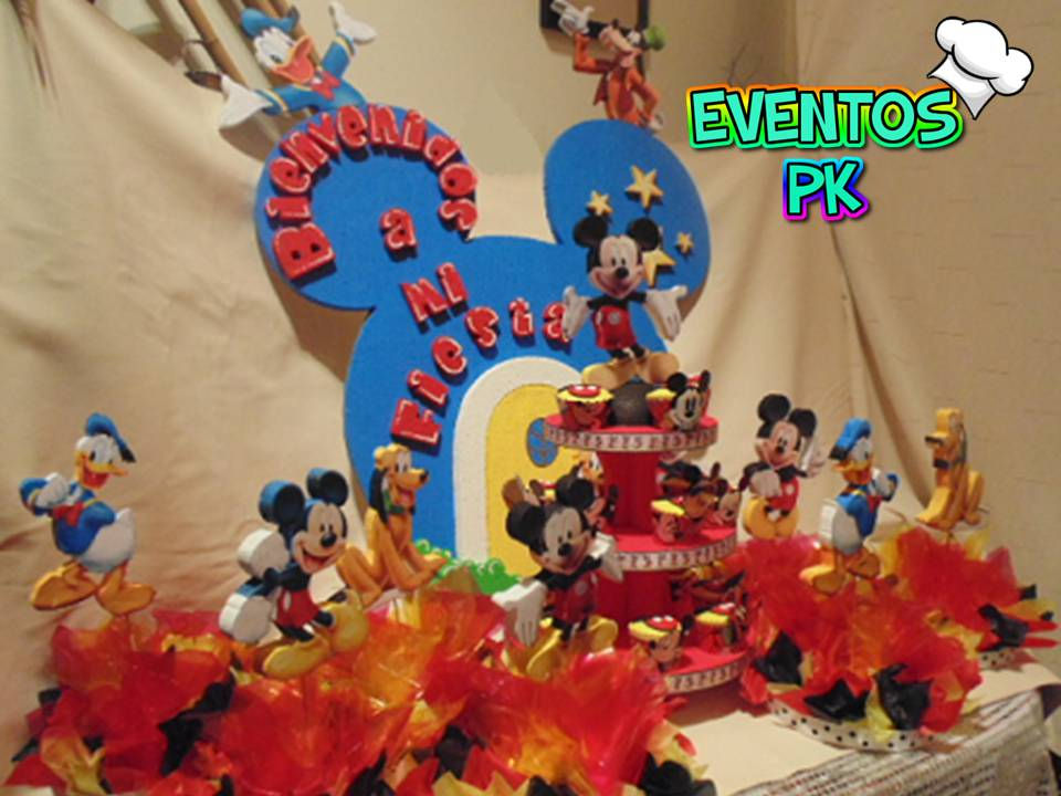BIENVENIDOS A MI FIESTA, Porta CUPCAKES y CENTROS DE MESAS. Motivo Mickey M.jpg
