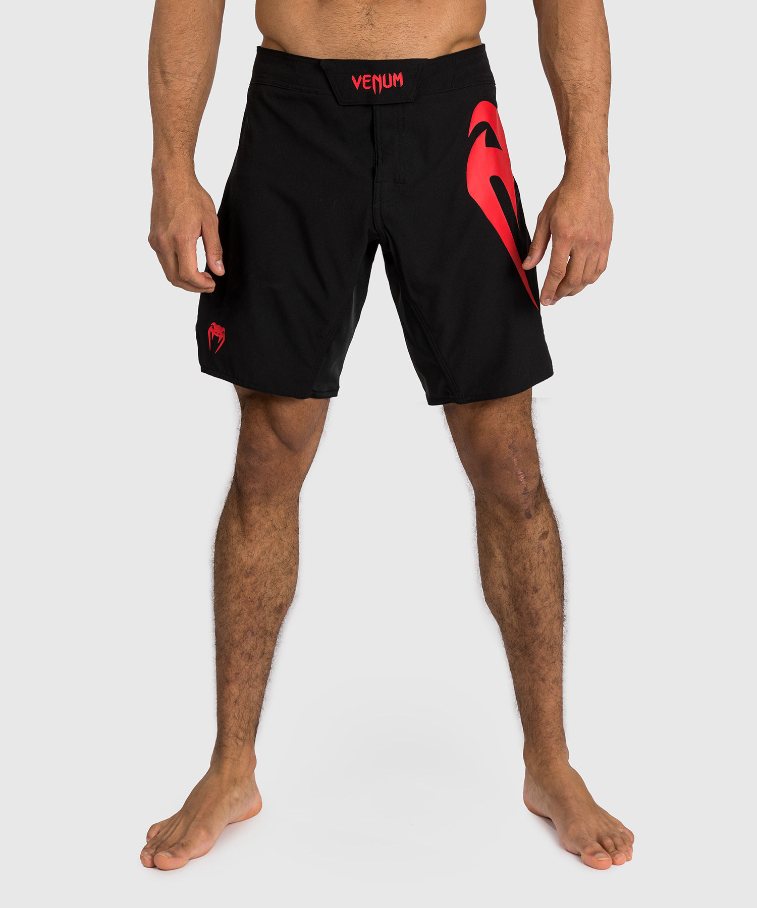 Venum Light 5.0 Fight Shorts Black/Red