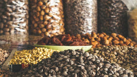 פיצוחי ג'
Photo by: artem-asset-LcOiG4bInWE-unsplash.jpg