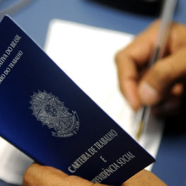 Fim da escala 6x1 deve elevar em 22% custo do trabalho.