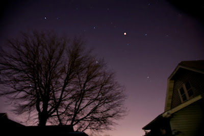 Red Moons, Swirling Tides and Snappy Bits!