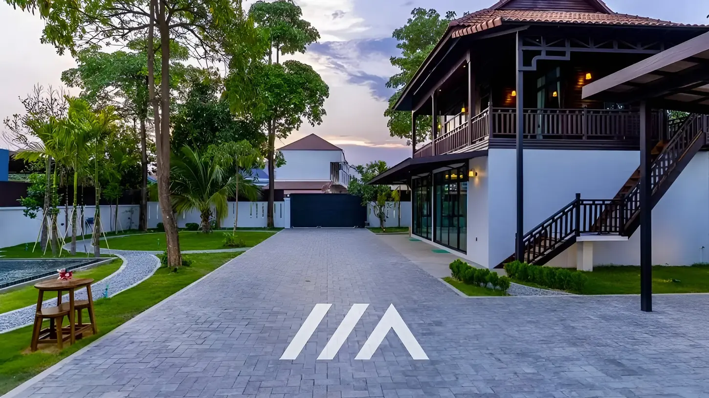 Luxury 3 bedroom private pool villa for sale and rent in Sala Kamraeuk Siem Reap Cambodia