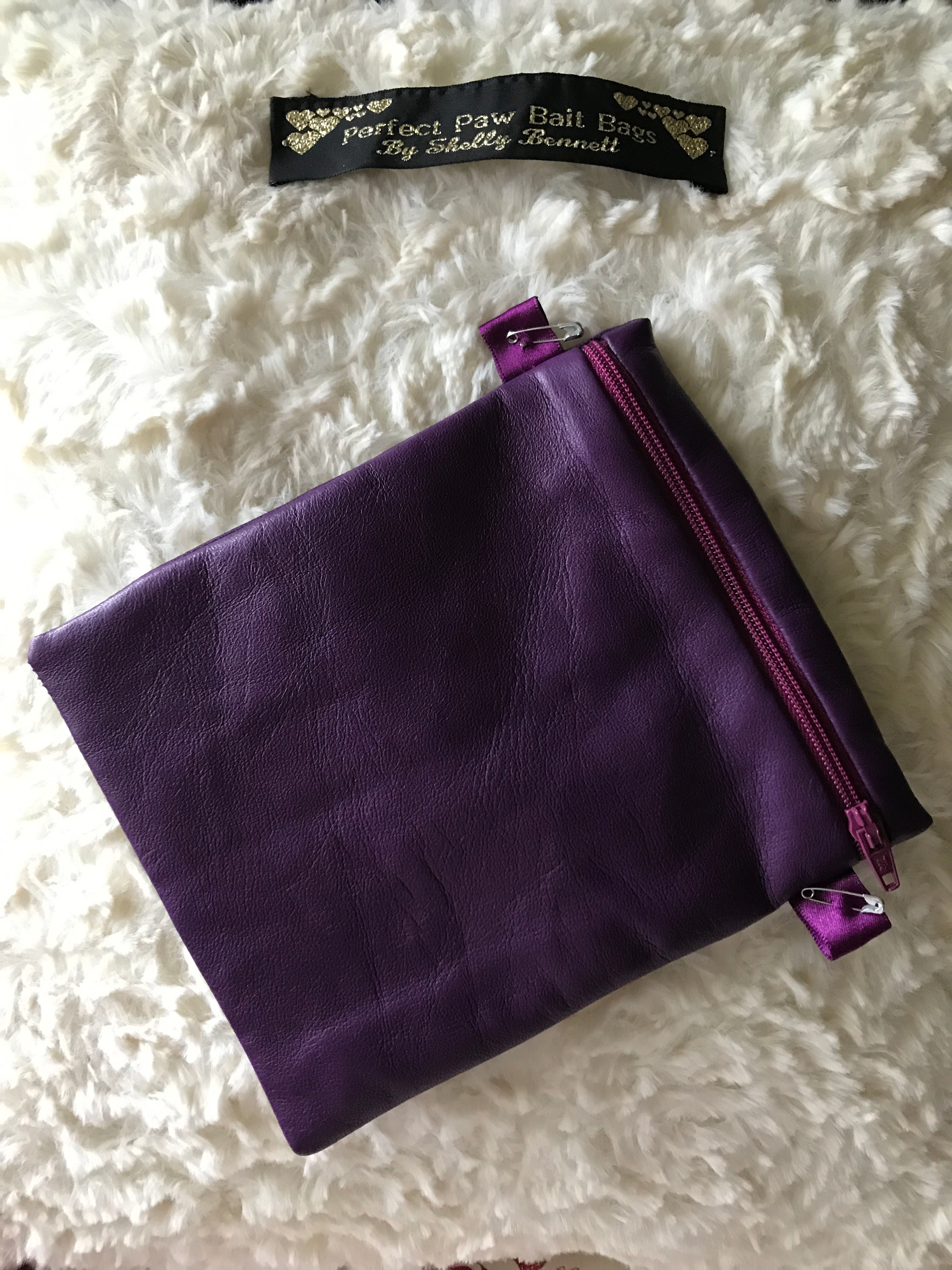 Blackberry Bait Bag with Tabs