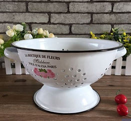 Country Rose Colander Small.jpeg