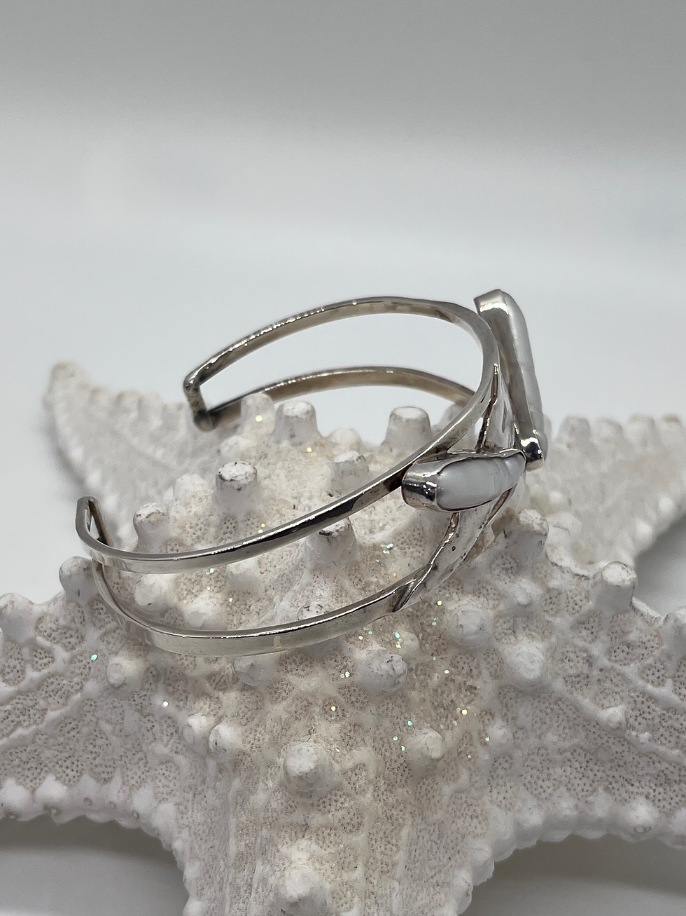 Thumbnail: Mother Of Pearl Cuff