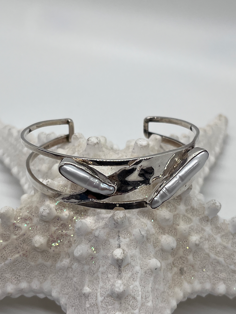 Thumbnail: Mother Of Pearl Cuff