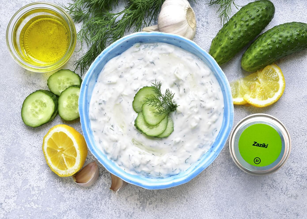 Zaziki Besteht Aus Knoblauch Joghurt Und Daraus Zaziki Saucen Rezept - der cremig-frische Klassiker | chefkoch-gewuerze
