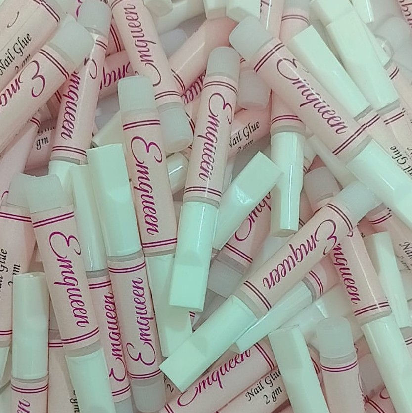 Emqueen Super Strong Nail Glue for Long Wear 2 gms