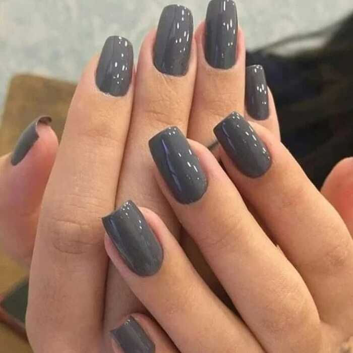 Emqueen Dark Grey Press On Nails with Glossy Finish