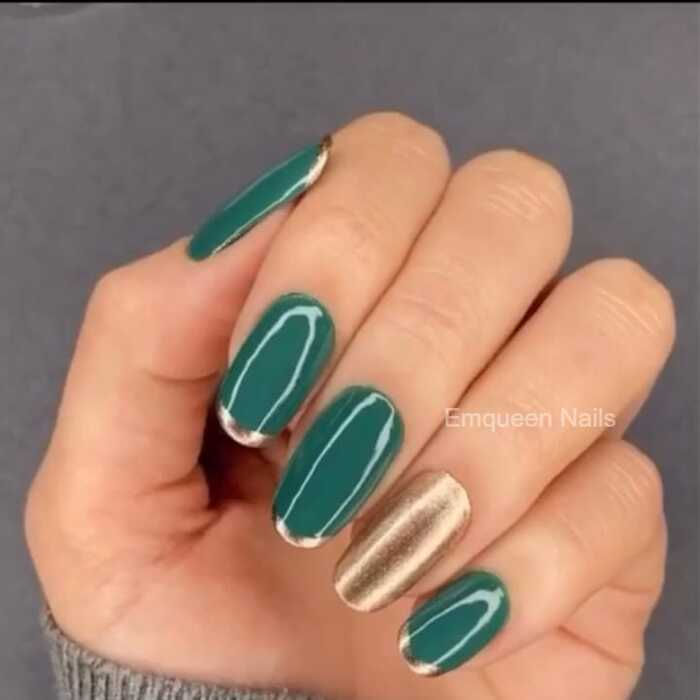 Emqueen Green Gold Glitter French Tip Press-On Nails