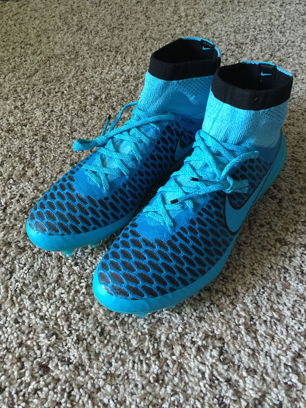 Nike Magista
