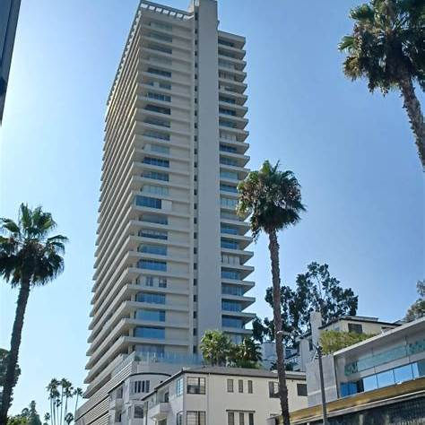 Super luxe building with prices to match - Sierra Towers