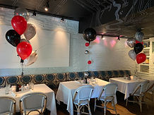 Balloon around tables