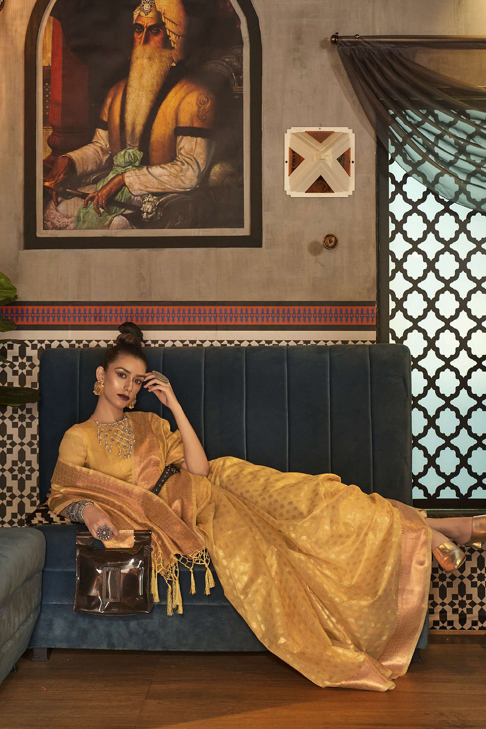 Latest Designer Saree for Women, Paithani Saree, Linen Saree, Kashmiri Sarees, Saree Blouse, Sarees for Indian Weddings, Red