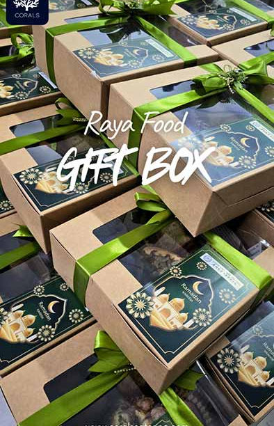 raya gift box pack with bake good and kuih kuih muih muih green color ribbon halal