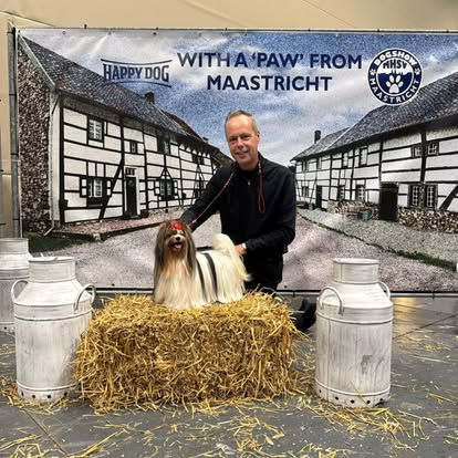 554743231_10238121467285990_6433378274894178722_n