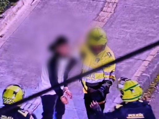 #Medellín/ Capturado hombre por porte ilegal de armas de fuego cuando se movilizaba en motocicleta con placa alterada por El Poblado