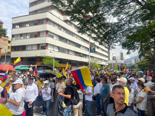 Manifestaciones en Medellín contra el Gobierno Nacional reúnen a 4.000