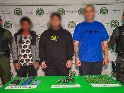 #Atención/ En Medellín y Bello 5 personas fueron capturadas por orden judicial por el delito de secuestro.