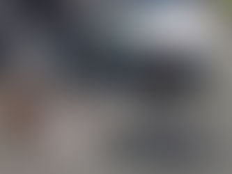 #Atención/ Esto paso el día de ayer en horas de la mañana,  ladrones en motocicleta en toda la estación universidad de medellín atracando a los ocupantes de un vehículo y fueron embestidos por el cond